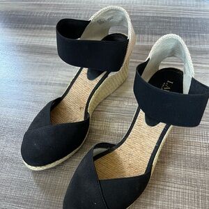 Ralph Lauren Charla Espadrilles - Size 8.5